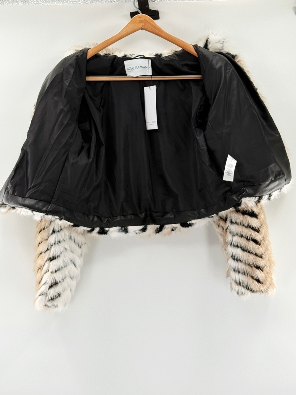 Azalea Wang Argyll Faux Fur Animal Print Coat Western Buckle Cropped Jacket - Picture 10 of 16